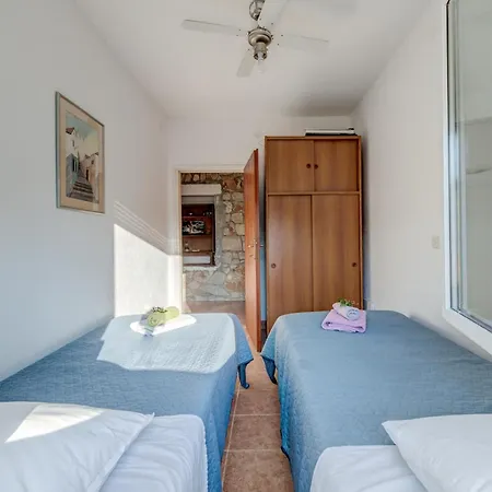 Paradiso - Pakleni Islands Hvar فندق مبيت وإفطار 3*